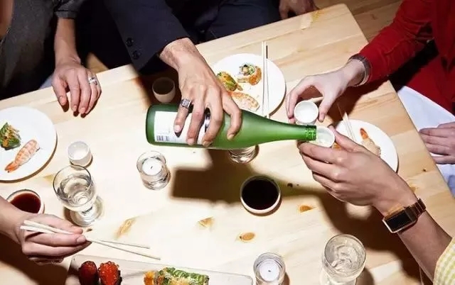 饮酒量计算,一次喝多少酒,才不容易伤肝? 饮酒量计算,一次喝多少酒,才不容易伤肝?