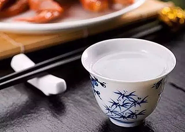 饮酒量计算,一次喝多少酒,才不容易伤肝? 饮酒量计算,一次喝多少酒,才不容易伤肝?