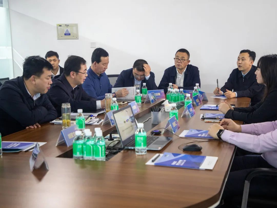 天水市副市长刘国军一行考察调研广州国匠酒业:加强企地合作,推动共赢发展 天水市副市长刘国军一行考察调研广州国匠酒业:加强企地合作,推动共赢发展